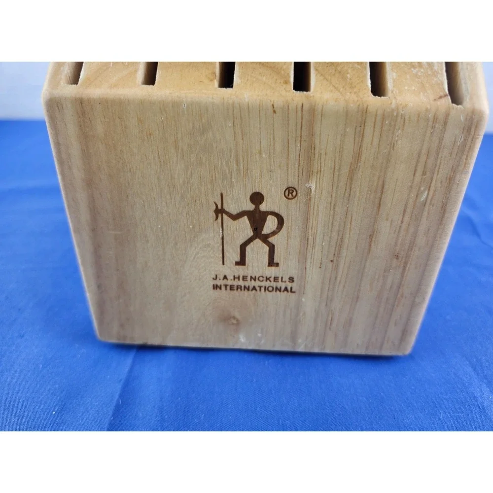 J.‎ A. HENCKELS 14 Slot Hardwood Knife Storage Block Oak Finish - S
